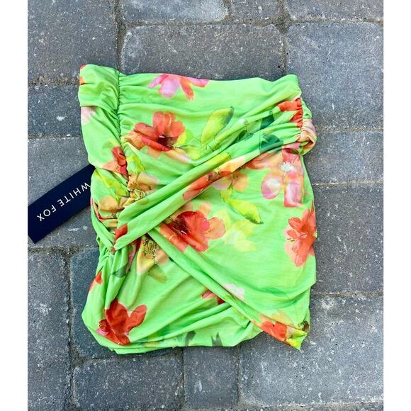 NWT White Fox lime green floral stretch ruched mini skirt size XS - Picture 5 of 5
